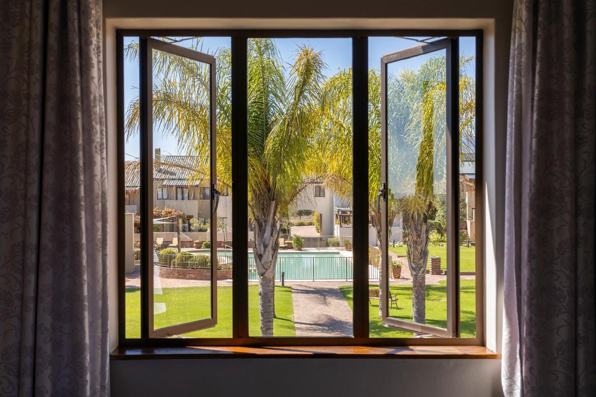 Отель Devonvale Golf & Wine Estate Стелленбос Экстерьер фото